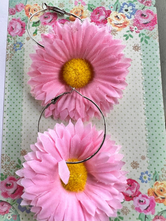 Ohrhänger Blütenzeit Creolen mit Blüte Rosa - FROLLEIN KÄTHE Shop